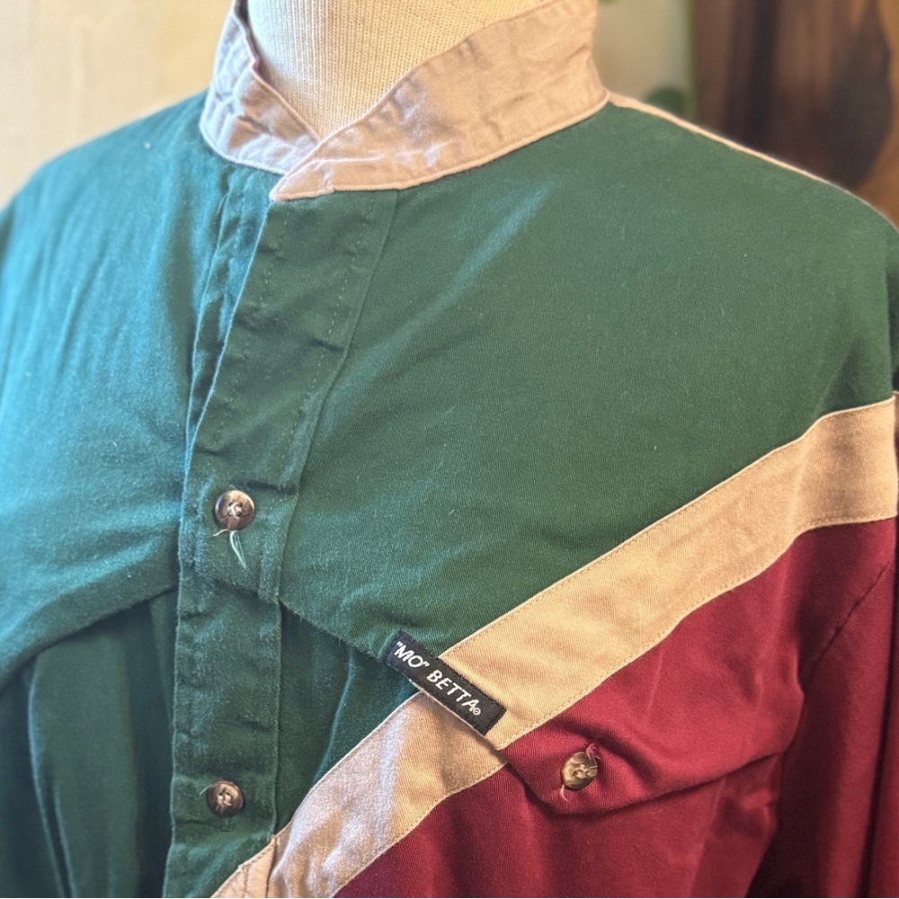 MO BETTA Vintage Button-Up